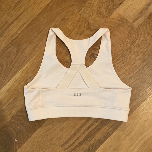 🤍DSG Sports Bra 🤍 - Picture 2 of 3